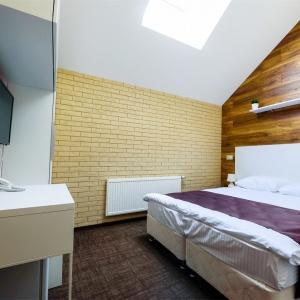 Hotel Fox Inn