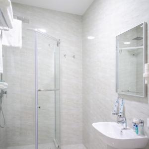 Hotel Royal Plus