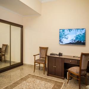 Hotel Royal Plus