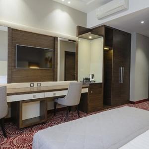 Hotel Senator