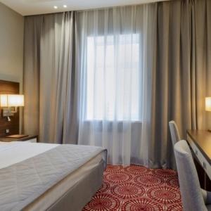 Hotel Senator