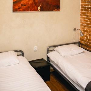 Traveler`s Hotel
