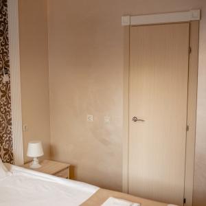 Traveler`s Hotel