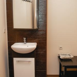 Traveler`s Hotel