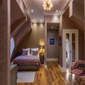 Art Gallery Hotel