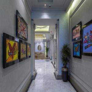 Art Gallery Hotel