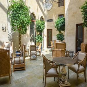 Hotel Shirvanshah