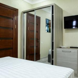 Hotel Leader