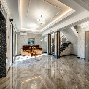 Hotel Yuzhnye Nochi