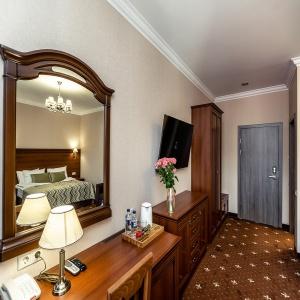 Hotel Yuzhnye Nochi