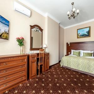 Hotel Yuzhnye Nochi