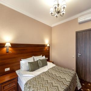 Hotel Yuzhnye Nochi