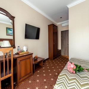 Hotel Yuzhnye Nochi