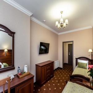 Hotel Yuzhnye Nochi