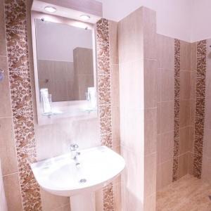 Hotel Barin