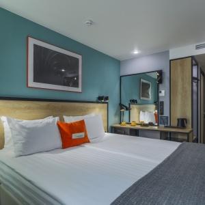 Hotel X-Room