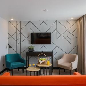 Hotel X-Room