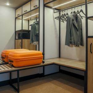Hotel X-Room