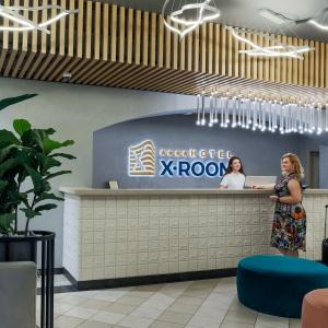 Hotel X-Room