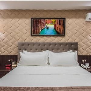 Hotel HuaYue Mansion (f. Royal Mezbon)