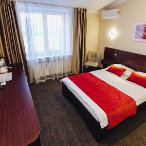 Hotel Red River
