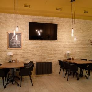 Chemodan Hotel-Cafe