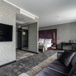 Kravt Nevsky Hotel and Spa