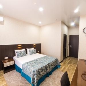 Hotel Elena
