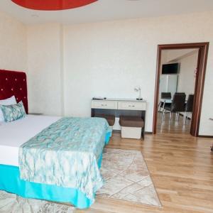 Hotel Elena