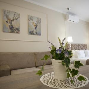 Hotel Up Art Old City