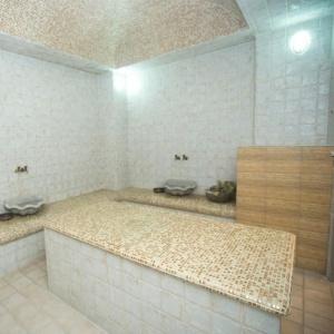 Parkway Inn Hotel & Spa