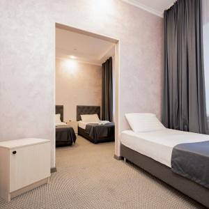 Hotel Rush