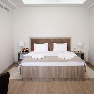 Aluston Park Hotel