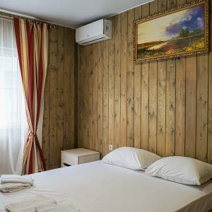 Hotel Azov Village