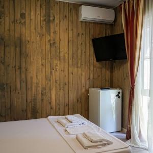 Hotel Azov Village
