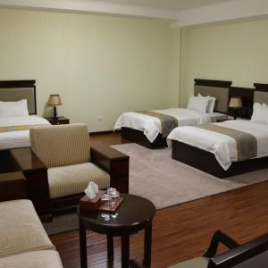 Hotel Zargaron Plaza