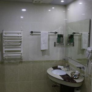 Hotel Zargaron Plaza
