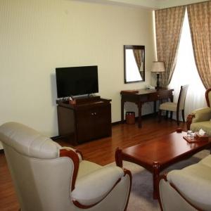 Hotel Zargaron Plaza