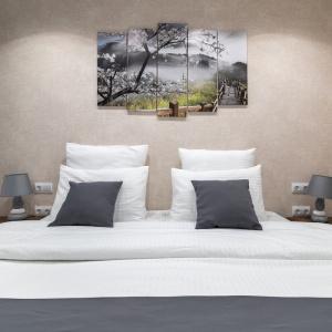 Neozoom Hotel (f. Zoom Hotel)