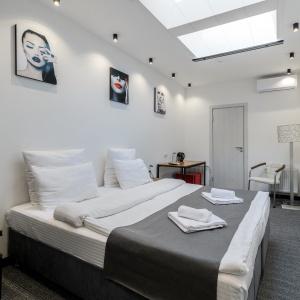 Neozoom Hotel (f. Zoom Hotel)