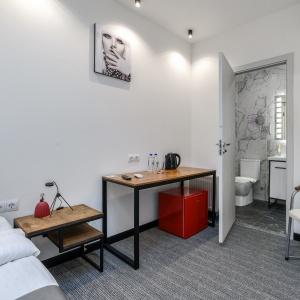 Neozoom Hotel (f. Zoom Hotel)