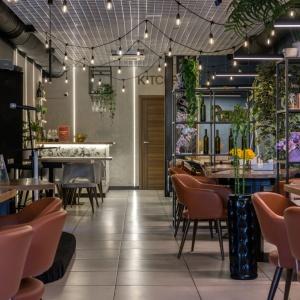 Neozoom Hotel (f. Zoom Hotel)