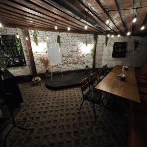 Neozoom Hotel (f. Zoom Hotel)