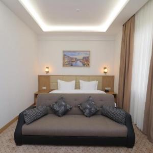 Hotel Milan