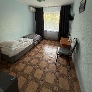 Hotel Mir