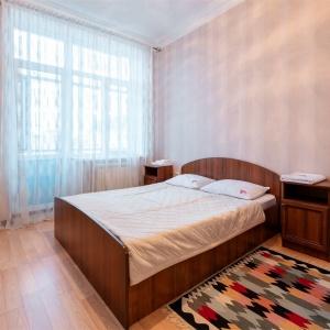 Hotel Golden Empire