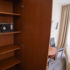 Hotel Apriori