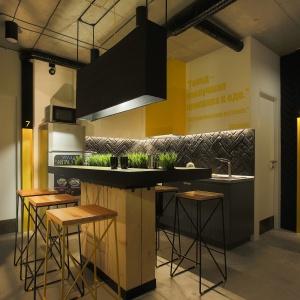 Suffix Hotel