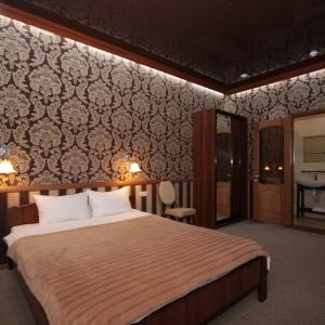Hotel Carlson