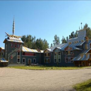 Hotel Mandrogi Village